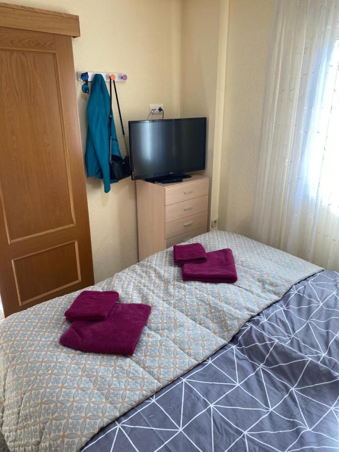 Cozy Apartment Just 8 Min Walk From The Beach! Benidorm Buitenkant foto