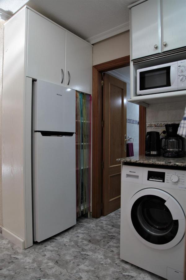 Cozy Apartment Just 8 Min Walk From The Beach! Benidorm Buitenkant foto